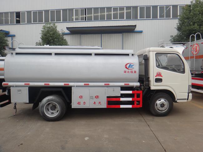 5噸油罐車