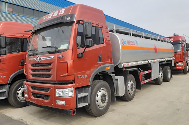 一汽青島解放悍V22噸油罐車